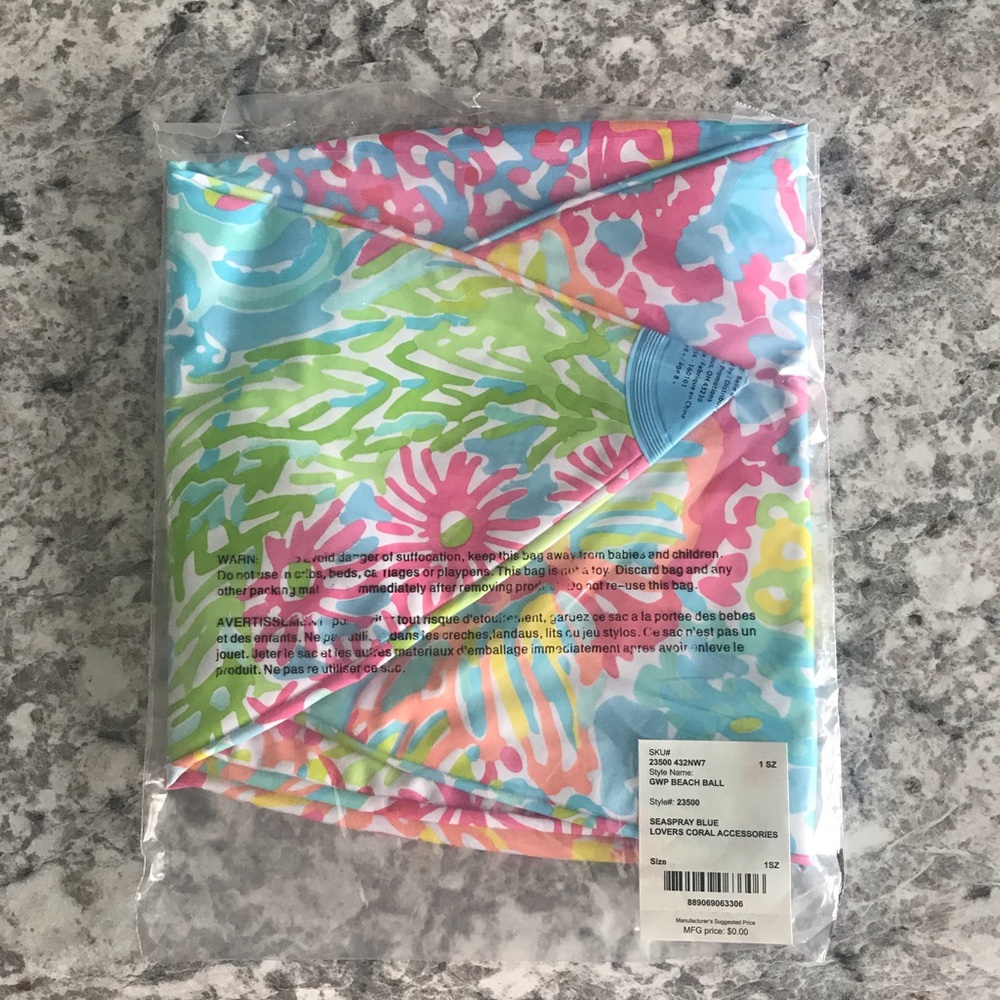 NWT Lilly Pulitzer Lovers Coral Beach Ball - Picture 3 of 5